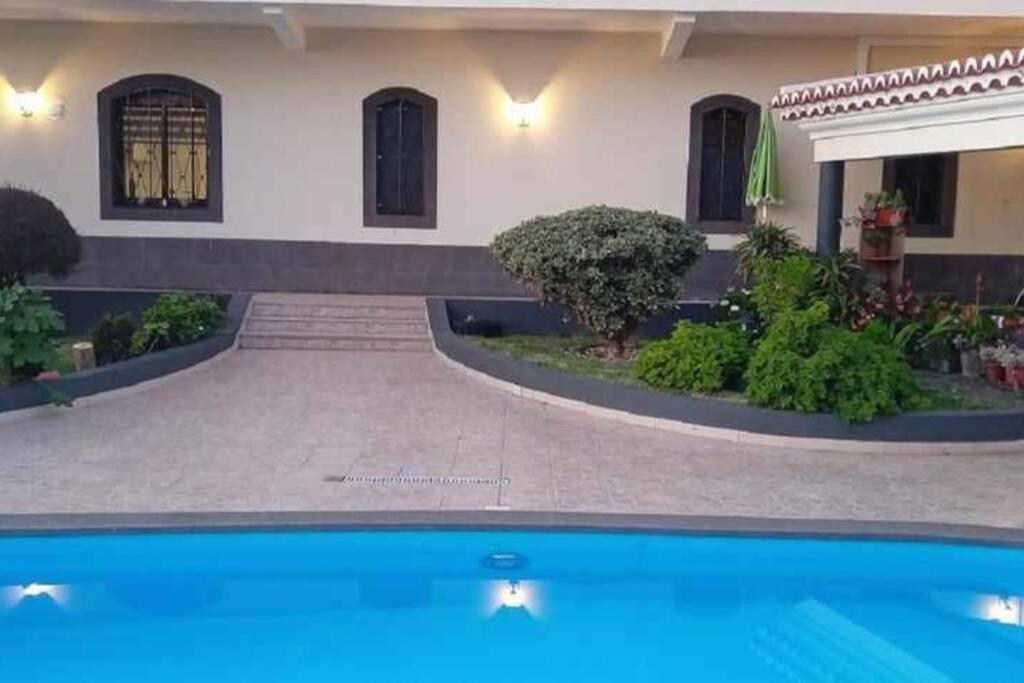 Bazén v ubytování Arcos Grand Suites with pool nebo v jeho okolí