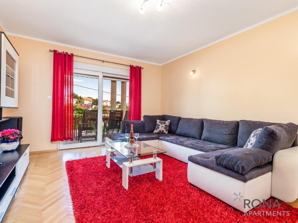 Posedenie v ubytovaní Rona apartments Smokva