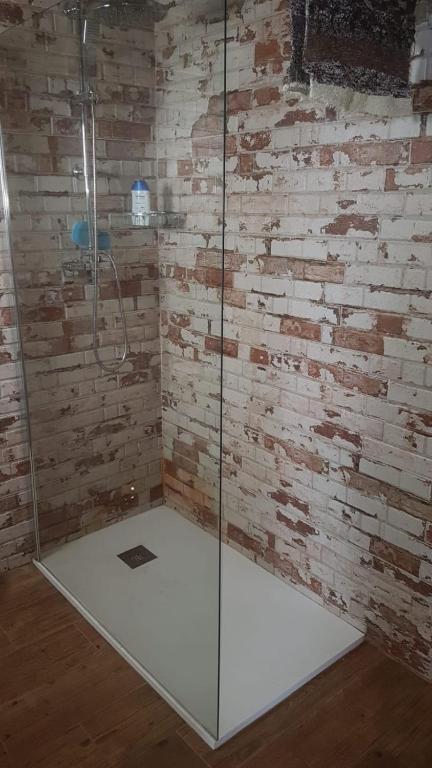 Łazienka w obiekcie apartamento el molino con piscina privada