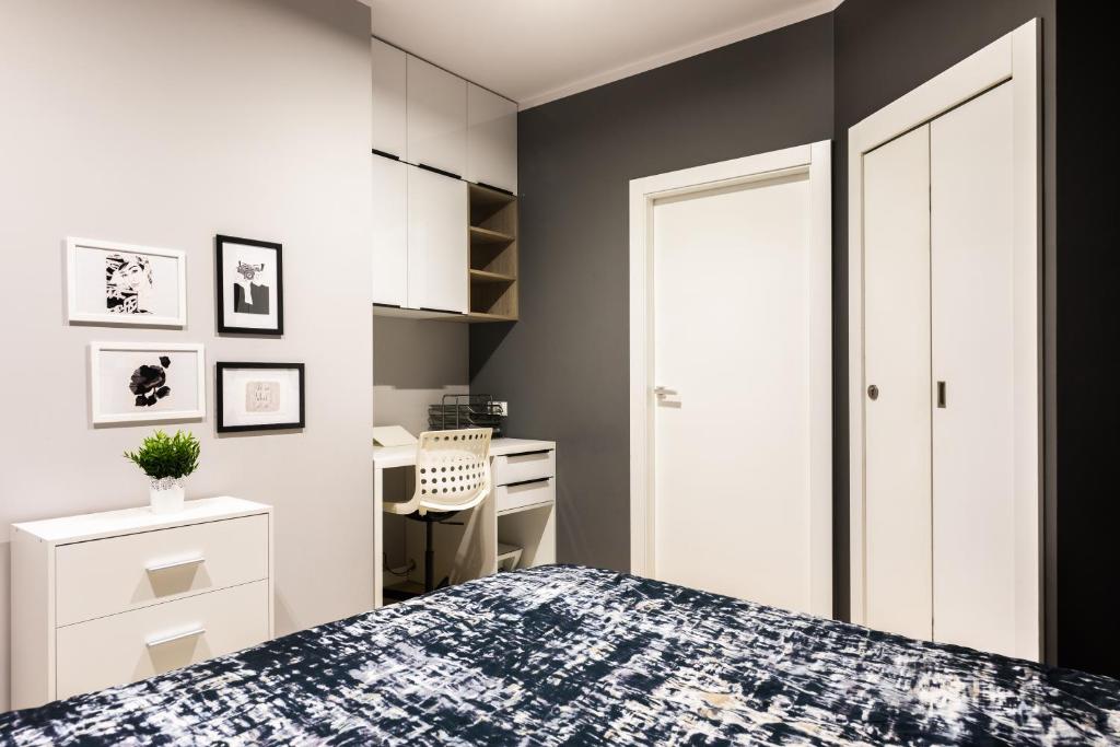 Posteľ alebo postele v izbe v ubytovaní Elegant Business Accommodation with Parking - by Upstairs