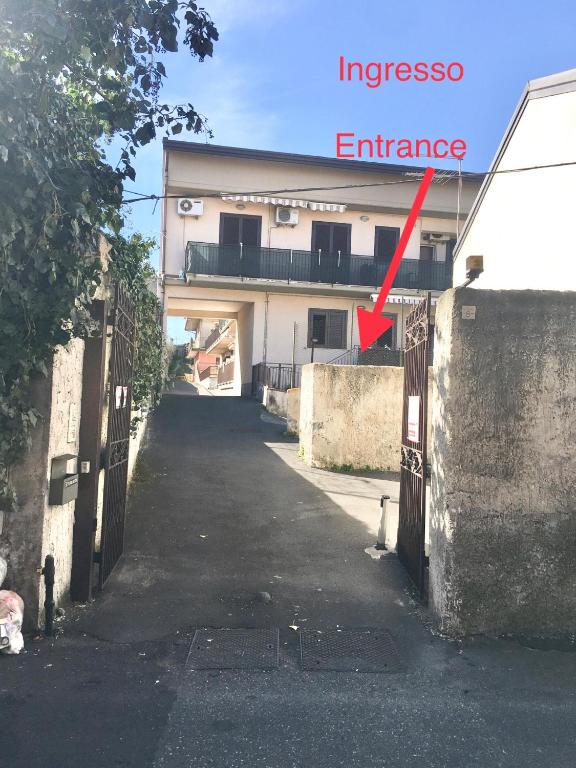 Budynek, w którym mieści się apartament
