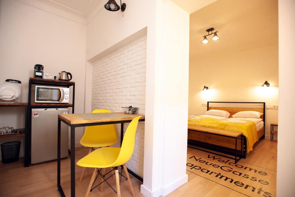 Neue Gasse Lviv apartments - Double Room