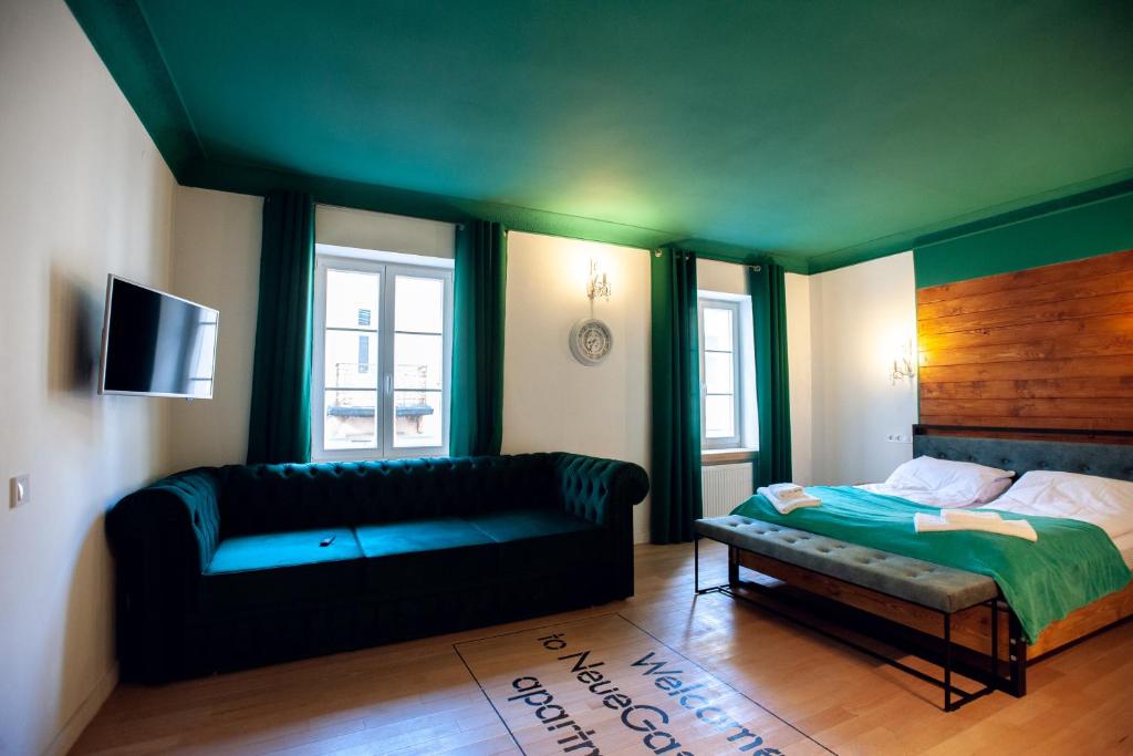 Neue Gasse Lviv apartments - Comfort Triple Room