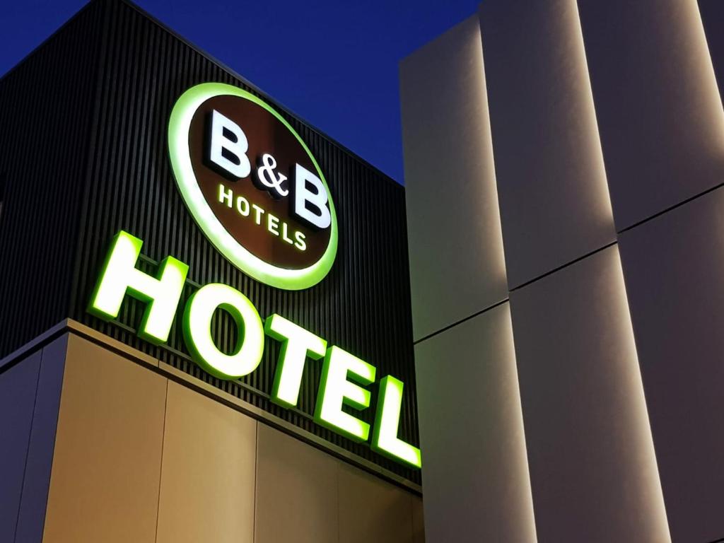 Certifikát, hodnocení, plakát nebo jiný dokument vystavený v ubytování B&B HOTEL Compiègne