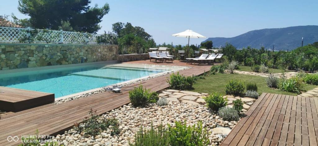 Nespecifikovaný výhled na hory nebo výhled na hory při pohledu z bed and breakfast