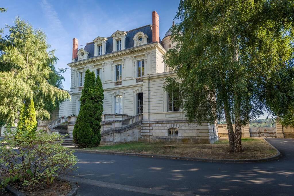 Κήπος έξω από το Appartement vue imprenable sur la Loire !!!