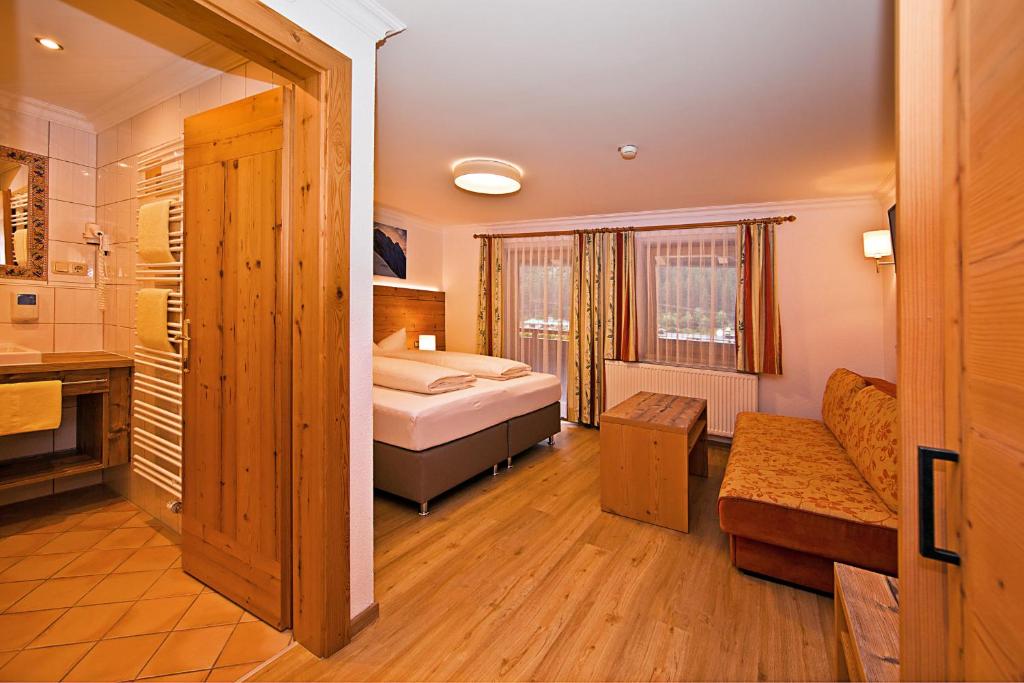 Landhotel Rauchenwalderhof - 14