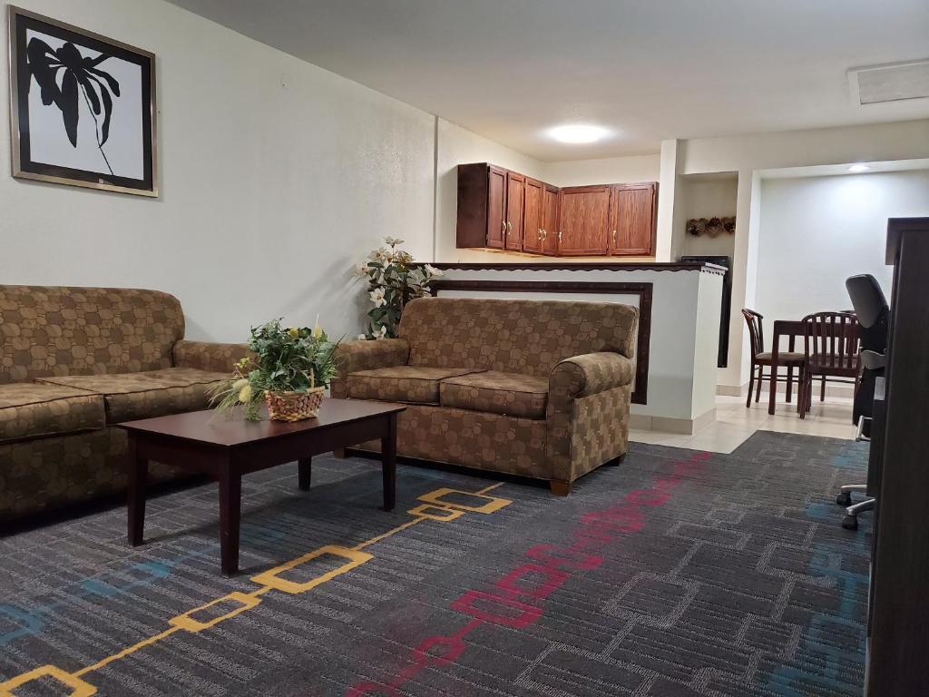 Days Inn by Wyndham Lawton - Suite 1 Chambre Lit King-Size - Non-Fumeurs