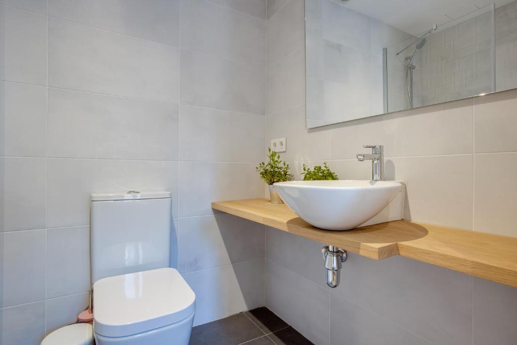 LucasLand Apartments Barcelona - 16