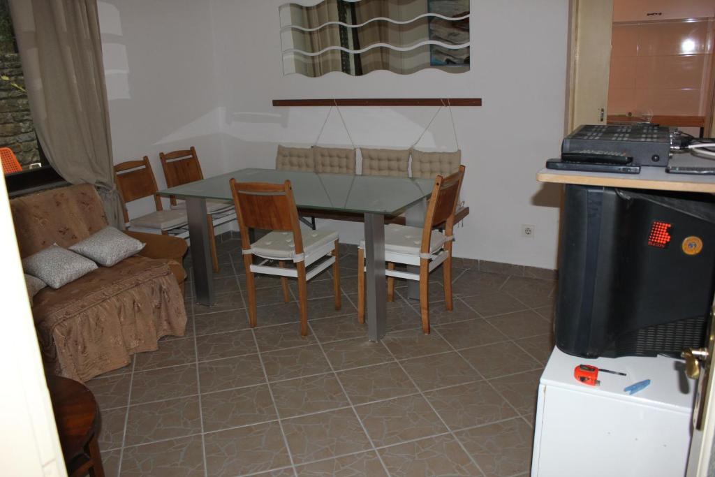 Kuchyň nebo kuchyňský kout v ubytování Apartments Sabadin