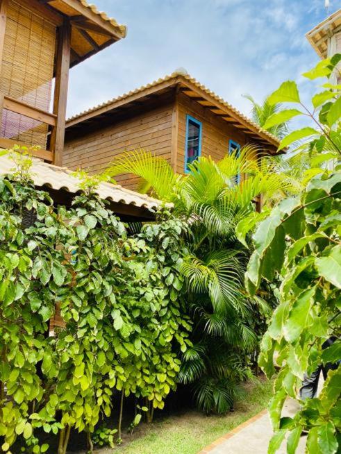  CHALES VILLAGE COR-PENINSULA DE MARAU-BAHIA