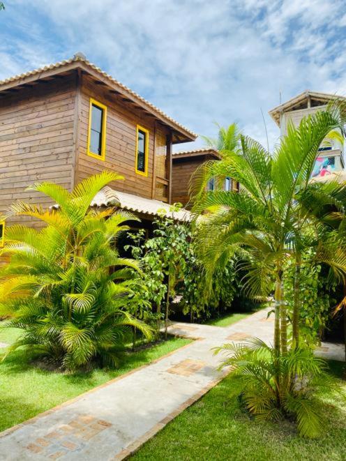  CHALES VILLAGE COR-PENINSULA DE MARAU-BAHIA