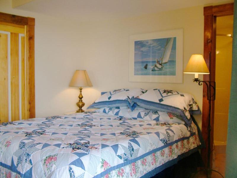 Beach Cottage Inn - Suite Queen Con Sofá Cama - Vista Al Mar