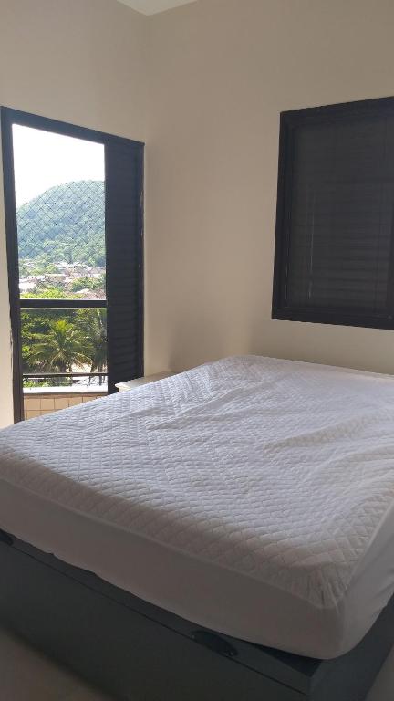  APTO GUARUJA-TOMBO 400 M da PRAIA