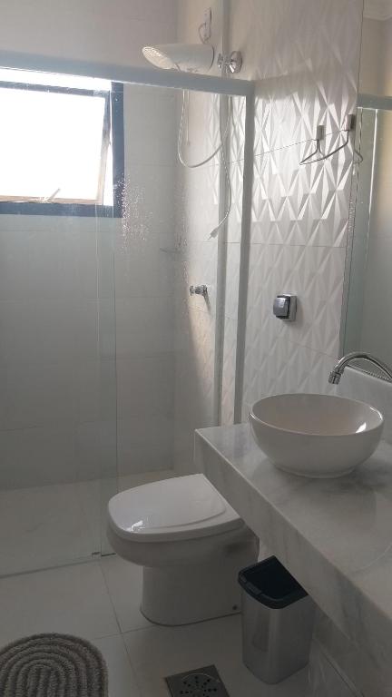  APTO GUARUJA-TOMBO 400 M da PRAIA