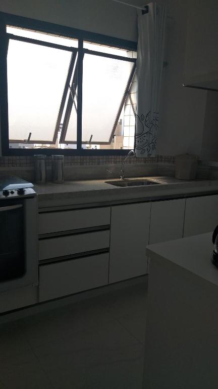  APTO GUARUJA-TOMBO 400 M da PRAIA