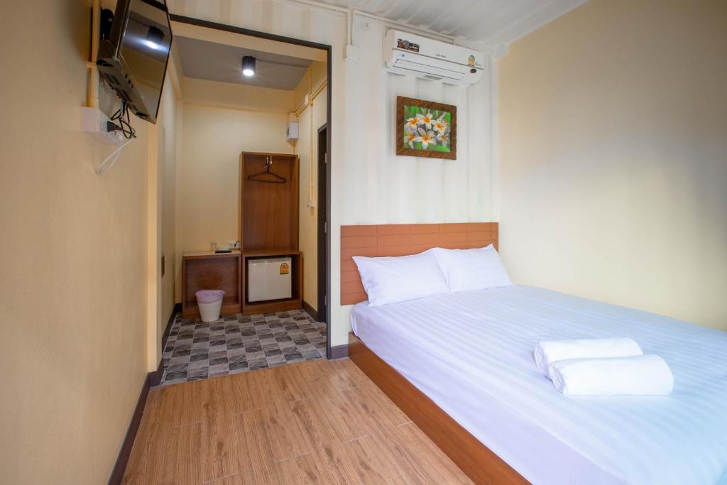 Tuscany Land Resort Donmuang - Standard Zimmer Mit Queensize-Bett