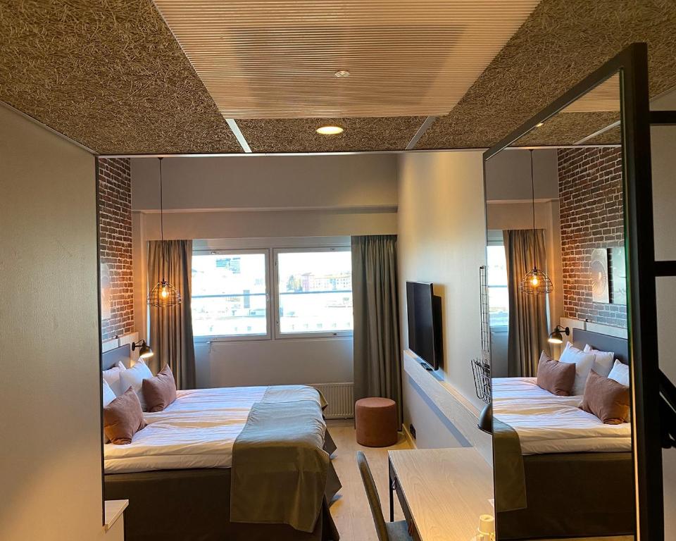 Skyline Airport Hotel - Business Double Room