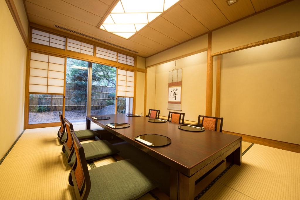 Konferenční prostory v ubytování ANA Crowne Plaza Yonago by IHG