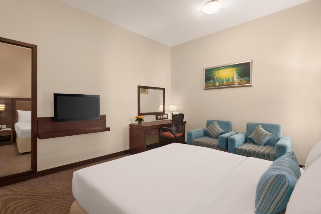 Ramada by Wyndham Dubai Deira - Resim 27