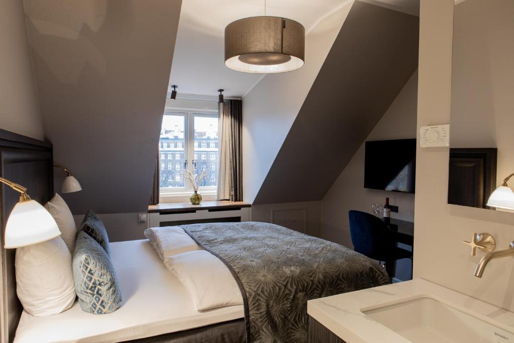 Ascot Hotel - Resim 19