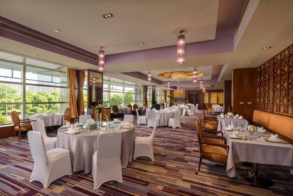 Restaurace v ubytování Crowne Plaza Wuxi City Center