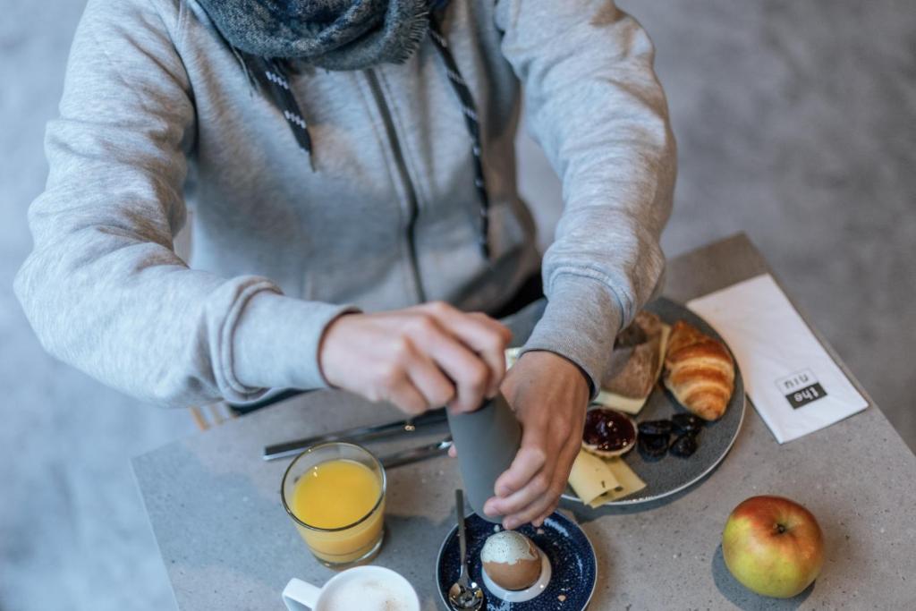 Holiday Inn - the niu, Crusoe Bremen Airport by IHG - Resim 16