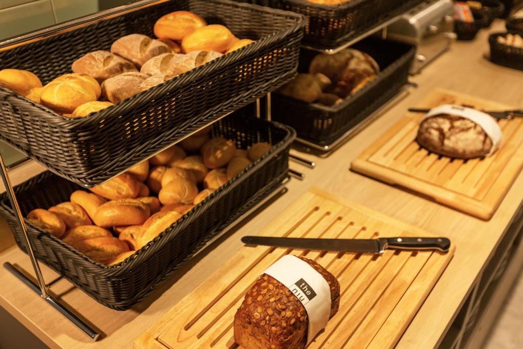 Holiday Inn - the niu, Crusoe Bremen Airport by IHG - Resim 19