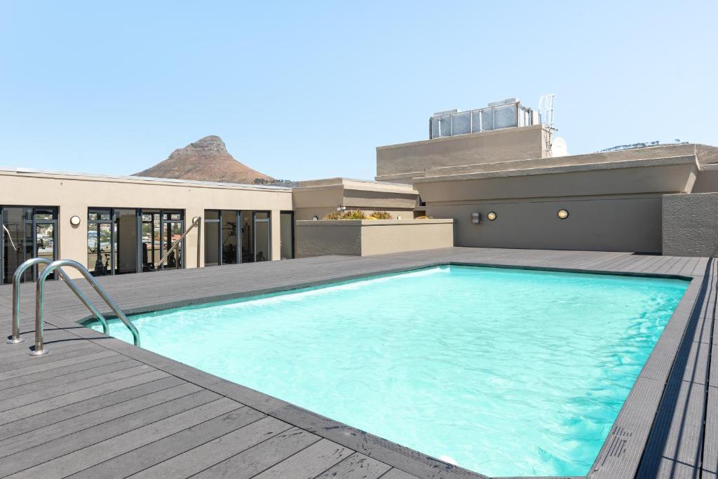 Four Seasons Apartments, Cape Town – Updated 2023 Prices