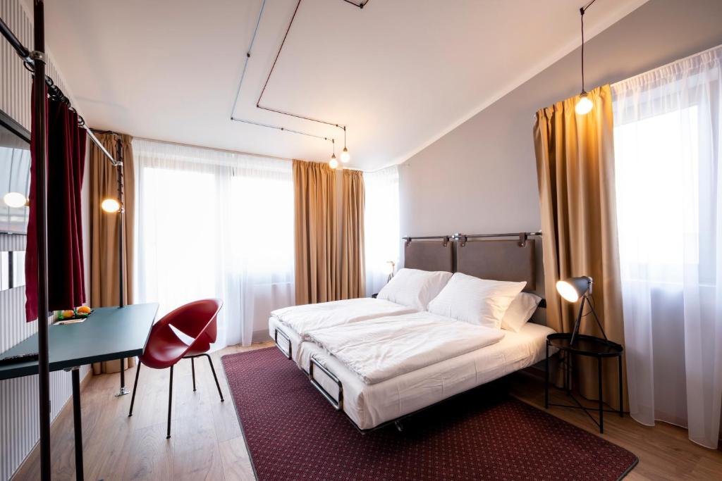 Postel nebo postele na pokoji v ubytování Miss Sophie's Downtown