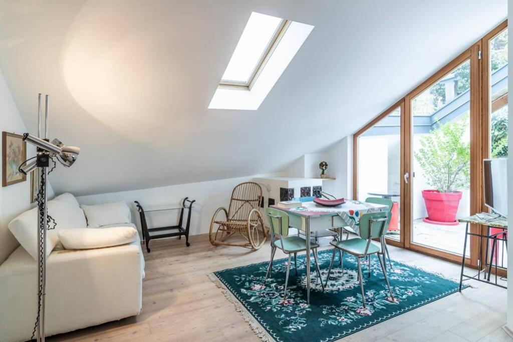 Posezení v ubytování Zweizimmer-Wohnung mit Schlossblick