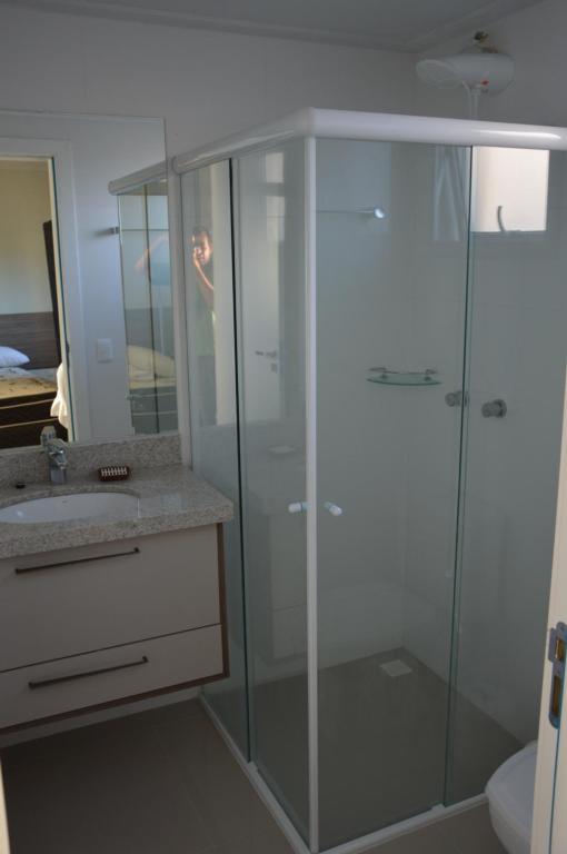  Belíssima cobertura 3 suítes com vista para o mar