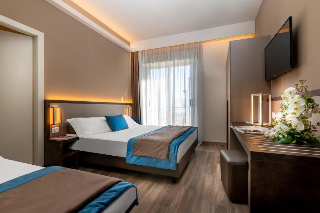 
Deluxe Triple Room
