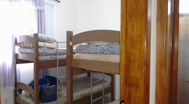  Locação de temporada apartamento em Mongaguá
