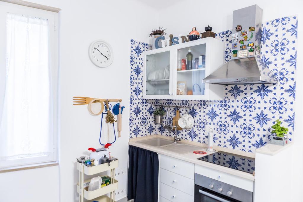 Kuchyň nebo kuchyňský kout v ubytování Casa Romito