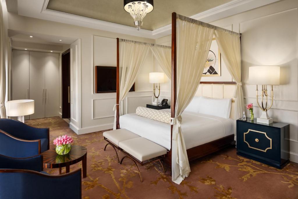 The Hotel Galleria Jeddah, Curio Collection by Hilton - Suite Présidentielle De Luxe