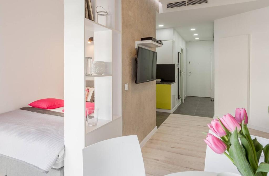 Ovo Apartment Market Square Wroclaw - Superior Studio