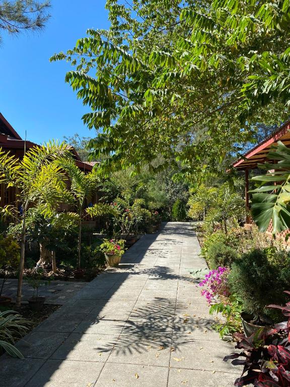 Giardino di Trinity Family Inn