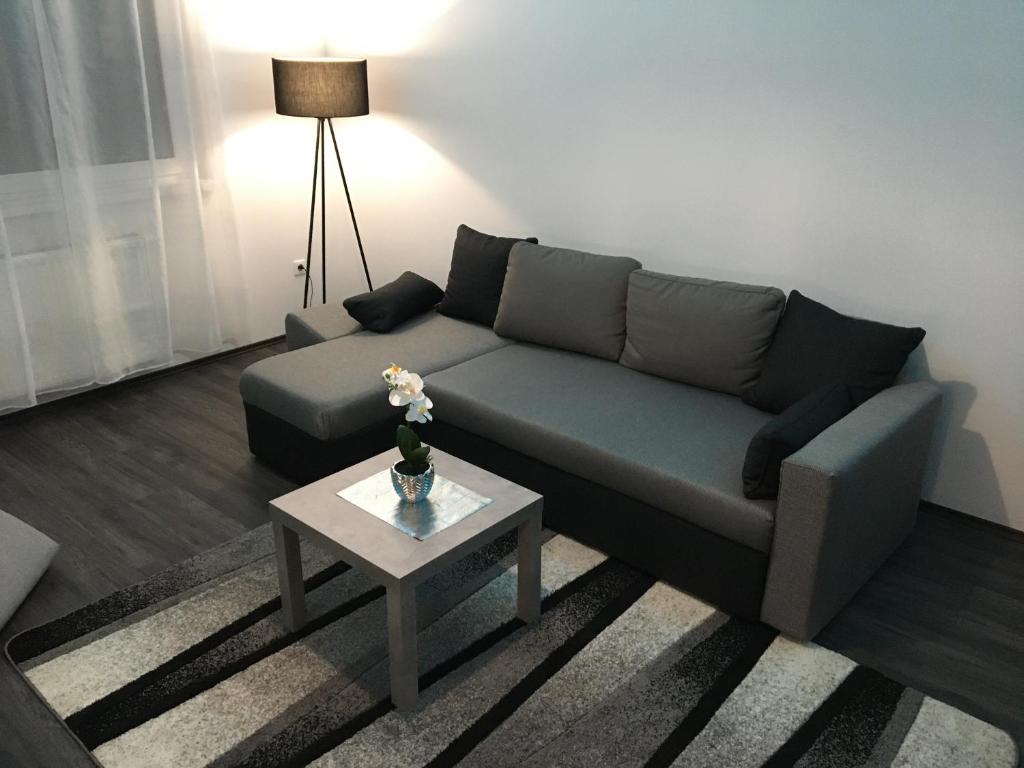 Queen Apartman - Apartamento Com Varanda