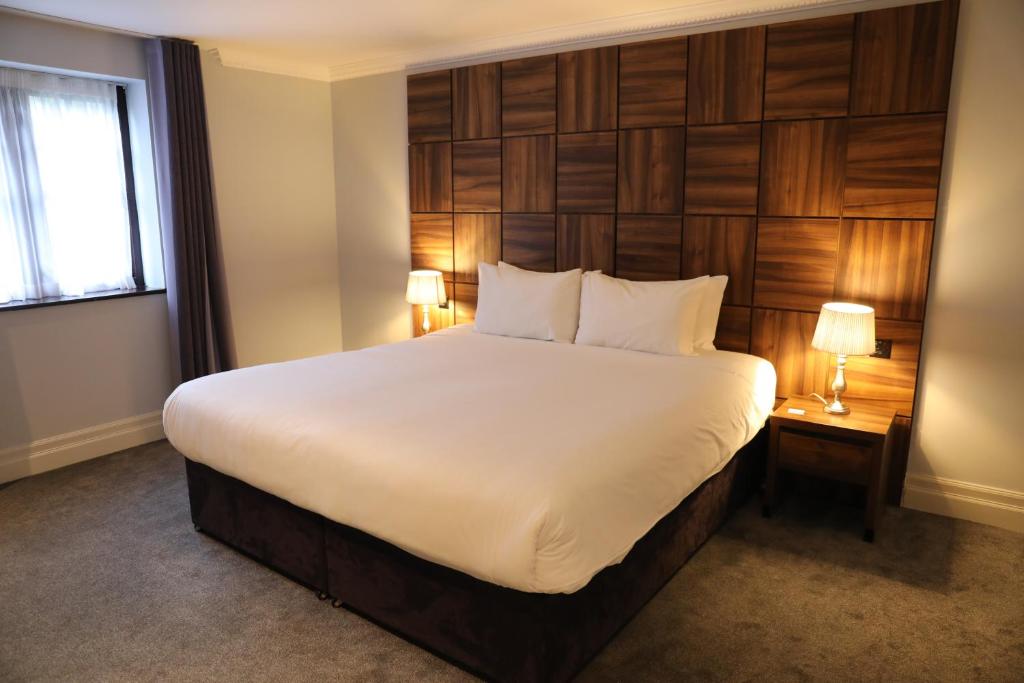 Stanhill Court Hotel, a member of Radisson Individuals - Standard Room