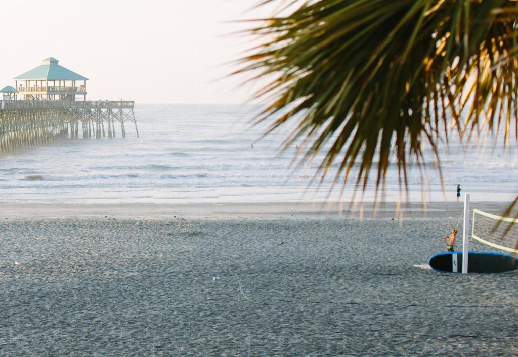 Tides Folly Beach, Charleston's Oceanfront Hotel photo