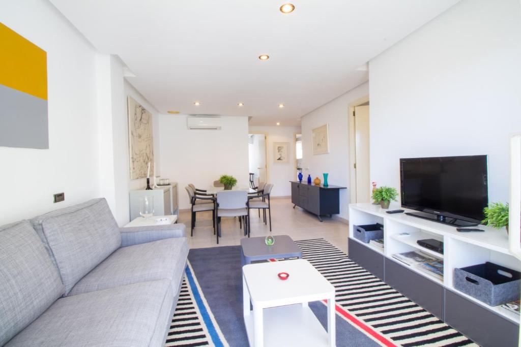 TV a/nebo společenská místnost v ubytování Precioso Apartamento con wifi y A/C