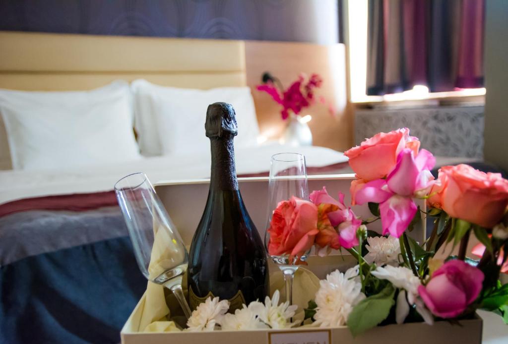 Hotel Srbija Garden-FREE PARKING - Resim 23