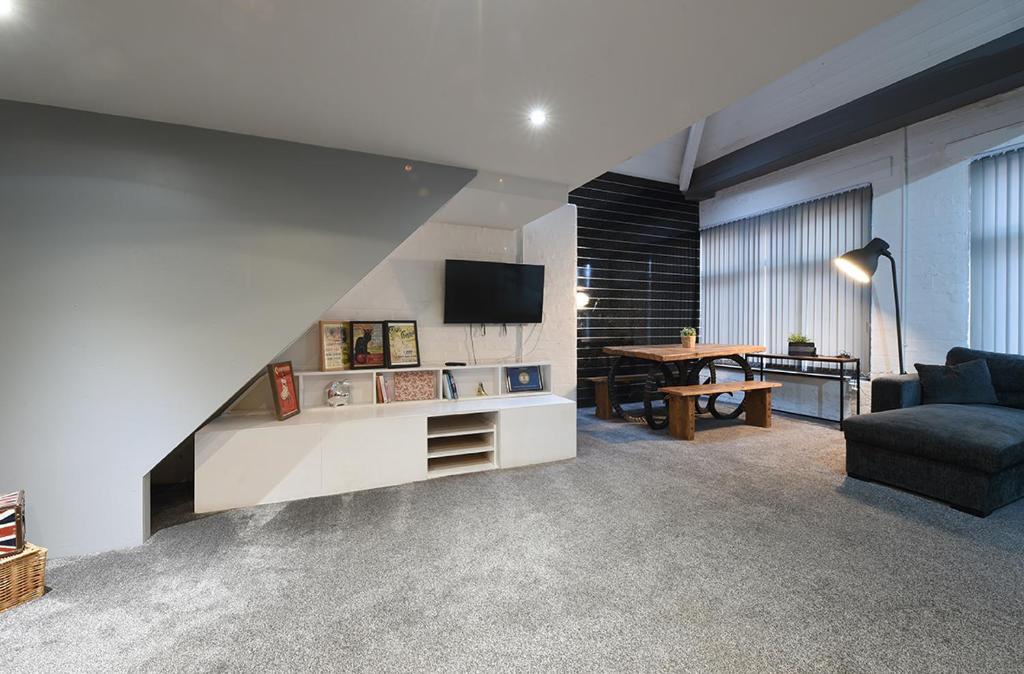 Penthouse Warehouse Slps 18 (61) - Apartment