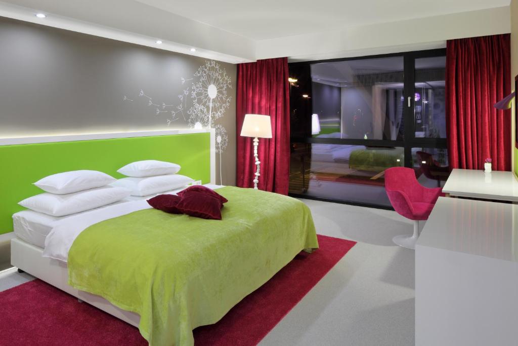 Postelja oz. postelje v sobi nastanitve Hotel Nox