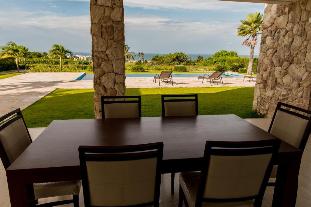 Aquiraz Riviera Villa