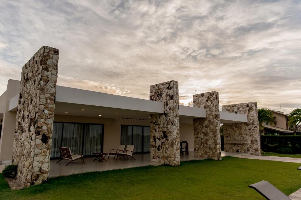  Aquiraz Riviera Villa