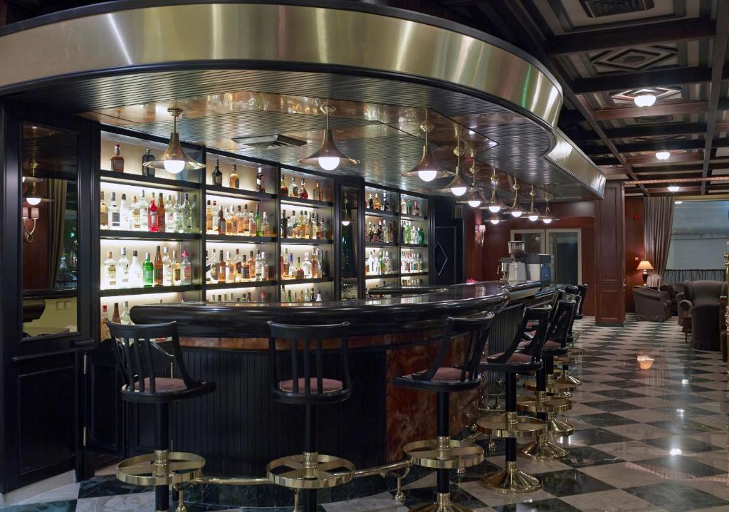 Lounge nebo bar v ubytování Samaria Hotel