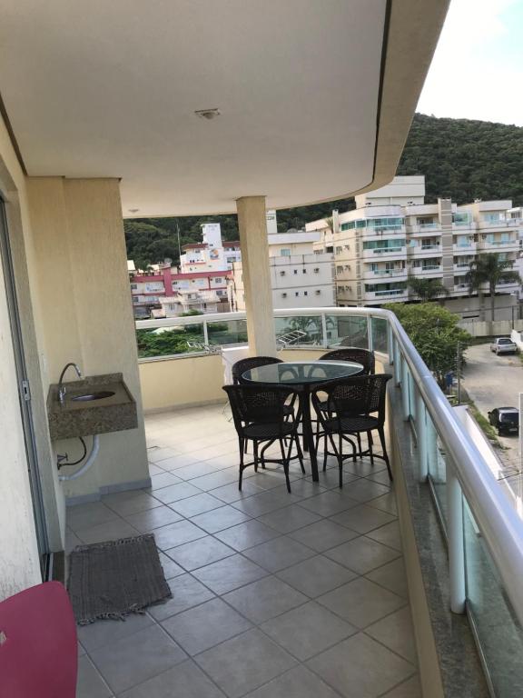  Apartamento em bombas