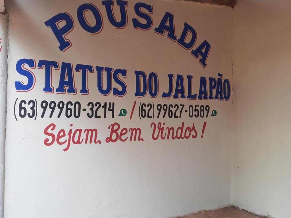 a sign for a jalapouri restaurant on a wall at Pousada Status Jalapão in Mateiros